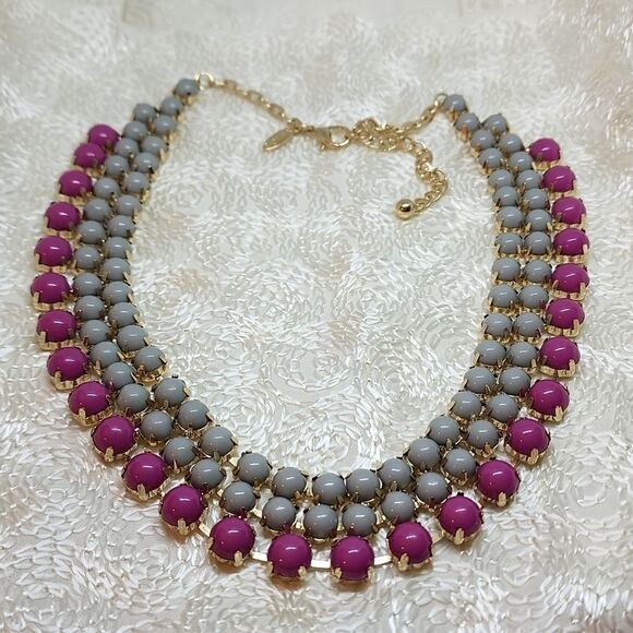 Natasha Bib Necklace Three Row Grey Pink Round Beads Gold Tone - Picture 2 of 9